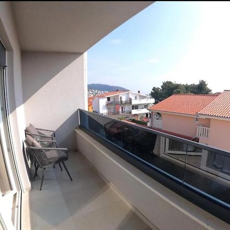 New Apartman P & B Apartamento Trogir Exterior foto