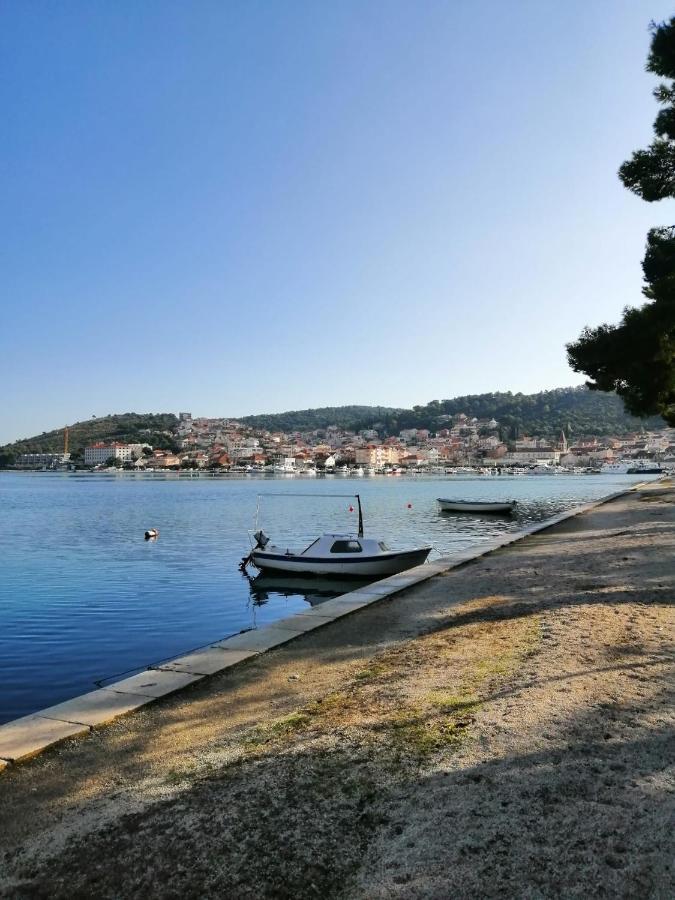 New Apartman P & B Apartamento Trogir Exterior foto