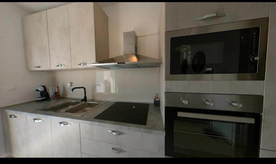 New Apartman P & B Apartamento Trogir Exterior foto